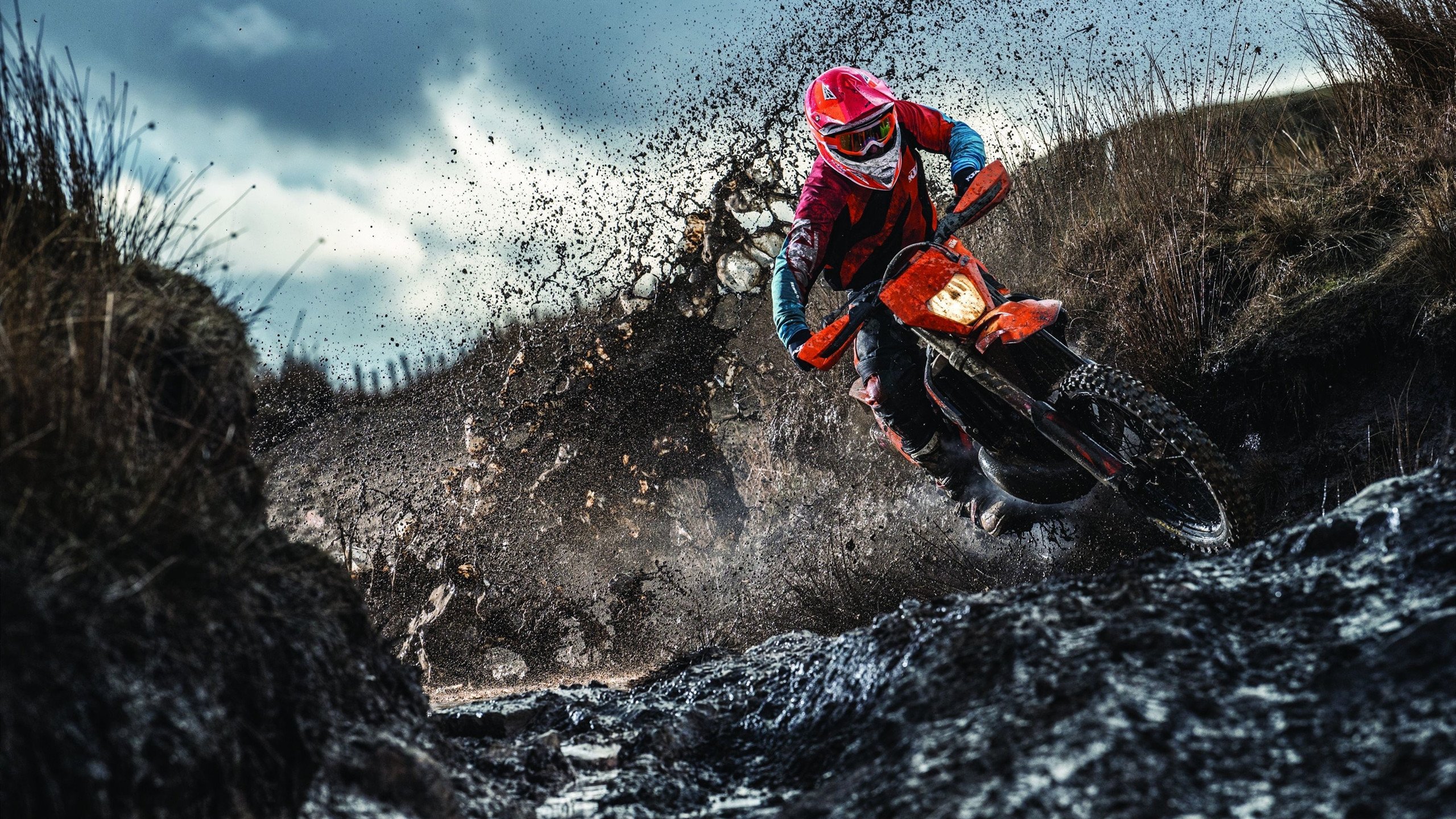 姆巴佩关键节点精彩发挥,湖人带队取胜!